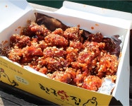 食べ物 /お買物 > 全州の味 > K-Food チキン VISIT JEONJU