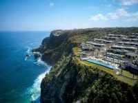 [식스센스 울루와뚜 발리 (Six Senses Uluwa...] 2018년에 신규 오픈한 6성급 풀빌라 럭셔리 리조트 입니다....