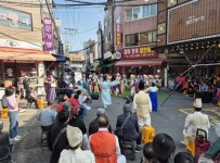 평택 송탄시장, 구이축제 시즌2 전통공연 호응