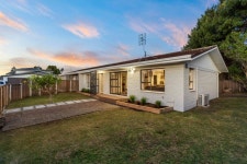 1/14 Butley Drive, Farm Cove, Manukau City, Auckland