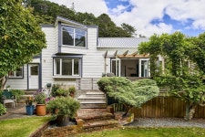 31 Nikau Street, Eastbourne, Lower Hutt, Wellington