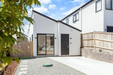 35 Morus Road, Massey, Waitakere City, Auckland