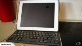 Tidy Apple iPad 3 16GB A1416+ Bluetooth Keyboard | Trade Me Tidy Apple iPad 3 16GB A1416+ Bluetooth Keyboard