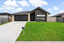 27 Harriet Johnston Drive, Pokeno, Franklin, Auckland