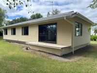 1 Keiller Place, Fitzherbert, Palmerston North, Manawatu / Whanganui 1  Keiller Place, Fitzherbert, Palmerston North, Manawatu... 