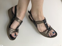 $1R *MARIELLE* Italian made genuine leather **39** | Trade Me $1R *MARIELLE* Italian made genuine leather **39**