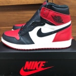 サイズは NIKE JORDAN 1 OG BRED TOE つま赤の通販 by よしs shop｜ナイキならラクマ - ★28.5★AIR のコピーを