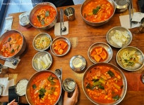 이화수전통육개장 서울삼성역점