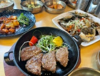나랏님이천쌀밥 신관