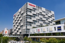 東芝