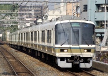 JR西日本221系電車
