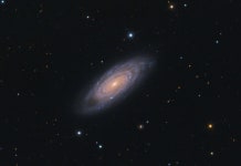 NGC 7606