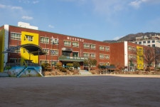 신기초등학교 (경남)