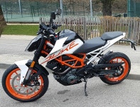 KTM・390デューク