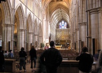 Architecture of the medieval cathedrals of England