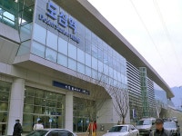 陶深駅