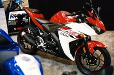 야마하 YZF-R3
