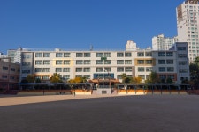 화명중학교
