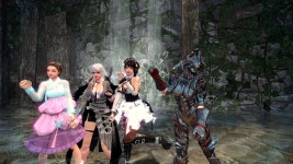 마비노기영웅전 인벤 : 린 네명이 안봉에서 폭포맞으며.jpg - 마영전 인벤 린 게시판 린 네명이 안봉에서 폭포맞으며.jpg