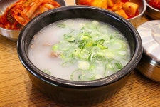 웹진 인벤 : [해장] 설렁탕 VS 뼈해장국.jpg - 오픈이슈갤러리 [해장] 설렁탕 VS 뼈해장국.jpg