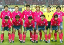 웹진 인벤 : 2002년 월드컵 멤버 한명만 대려올수있다면? - 오픈이슈갤러리 2002년 월드컵 멤버 한명만 대려올수있다면?