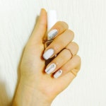 lsj0226(wbeltnwjd)님의 스타일       | #nail#selfnail#네일#셀프네일#약간투명화이트#스톤#글리터#글리터네일#여름네일#겨울네일#히히#  