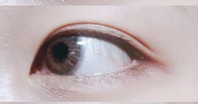 aimable(cultivatewb)님의 스타일       | 렌즈 너무너무너무 예쁘다 오묘해서 더좋아!!!렌즈 제품명은 오렌즈 아이스골드 입니당직경은 13.... 