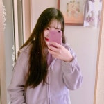 BOHA(bbk3981)님의 스타일       | 보라색 반팔티에 보라색 후드집업에 보라색 폰케이스라니💜💜반팔티:선물받은거라 구매처모름후드집업... 