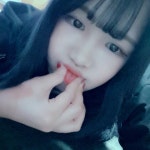 밍럽(miiinj2)님의 스타일       | 지금 현재헤어!깜장색으로 다시염색했는데지금  2주정도 된것같아요!원래 머리가 검은색을 안먹어서 지금 다  