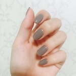 you.d_nail(timeisup9)님의 스타일       | #네일 #셀프네일 #젤네일 #그레이 #모디볼링치다 손톱 다 끊어먹음 냠냠 ㅠㅠ  