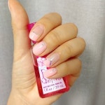 화양연화(olzlzl)님의 스타일       | 중간손톱이 부러져서 짧아진 바람에,,전체적으로 짧아졌음 ㅡ,.ㅡ#웨딩네일 #네일아트 #셀프네일 #분홍네  