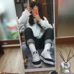 Eun_j2211(ilusm12)님의 스타일       | 데상트 신발 깔끔하고 동글동글 너무 귀엽다! 발도 작아 보이고 모든 옷에 잘 어울리는 신발... 