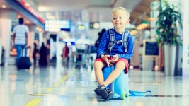 How to Book and Fly Unaccompanied Minors on Delta Airlines?