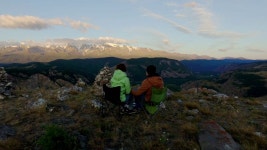 삶과 키스를 즐기는 산의 젊은 부부 무비클립, 동영상, 영상,HD 영상, HD 비디오, HD 비디오클립. 무비클립 95708836