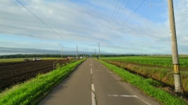 홋카이도 풍경의 농장과 들판으로 향하는 시골길 이륙 무비클립, 동영상, 영상,HD 영상, HD 비디오, HD 비디오클립. 무비클립 218707914... 