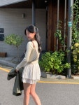 더블유비 [속바지안감] 피너 새틴 캉캉 플레어 뒷밴딩 미니 스커트 (2 color)