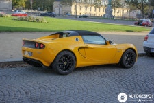 [3200+] Car Pictures | page 7 | Wallpapers.com [3200+] Car Pictures | Wallpapers.com