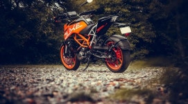 Download Ktm Duke 390 Four Stroke Engine Wallpaper | Wallpapers.com