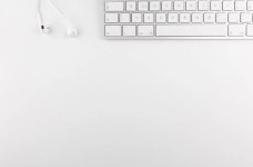 [100+] Cute White Aesthetic Wallpapers | Wallpapers.com