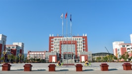 캠퍼스 승마 사진 무료 다운로드 - Lovepik 캠퍼스 승마