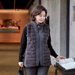 따뜻하고감촉좋은조끼-QVE210039- 67,800원 [아이스탁몰]... 마담4060 엄마옷 마담4060 따뜻하고감촉좋은조끼-QVE210039- 67,800원