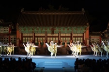 문화계소식 달빛 아래 오늘의 고전을 이어가는 고궁음악회, 발레X수제천