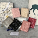 크리스챤 디올 레이디 미니 지갑 6칼라 S0178ONMJ0 - 위핑 크리스챤 디올 레이디 미니 지갑 6칼라 S0178ONMJ0