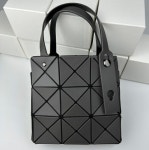 바오바오 이세이 미야케 핸드백 카라트 4컬러 BB43AG610 - 위핑 바오바오 이세이 미야케 핸드백 카라트 4컬러 BB43AG610