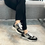 &lt;스탭 코멘트&gt; 37 사이즈 착용 볼이 여유있게 나와 편하게 신을 수 있고 글리터가REVIEW - (주)위버럭스