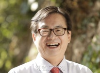 [2018 대한민국 교육산업대상 - (주)전인교육] ‘마음빼기 명상’ 통해 스트레스 쌓인 몸 다스려 - 헤럴드경제 [2018 대한민국 교육산업대상... 