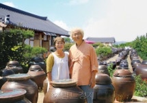 조상들의 지혜가 담긴 전통방식으로 빚은 메주와 전통장…백야농원... 담긴 전통방식으로 빚은 메주와 전통장…백야농원 대표 김정훈, 이갑자 부부