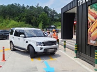 한국도로공사 장흥정남진휴게소, 드라이브 스루(drive-thru) 매장... 한국도로공사 장흥정남진휴게소, 드라이브 스루(drive-thru) 매장... 