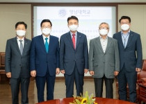 영남대, 김광림 전 국회의원·이동필 전 농림축산식품부 장관 특임석좌교수 임용 - 헤럴드경제 영남대, 김광림 전 국회의원·이동필 전... 