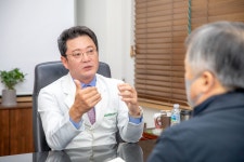 탈모예방도 동양인의 특성을 반영해야 효과 있어 - 헤럴드경제 탈모예방도 동양인의 특성을 반영해야 효과 있어
